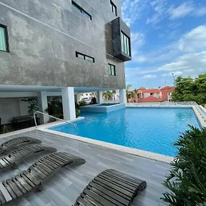 Apartamento Iberika 7008 A Dos Cuadras Del Malecon, Mazatlán